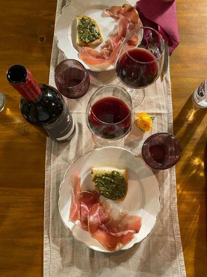 Agriturismo La Via Dell'Oliviera Ciciano Eksteriør bilde