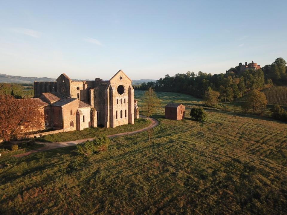 Agriturismo La Via Dell'Oliviera Ciciano Eksteriør bilde